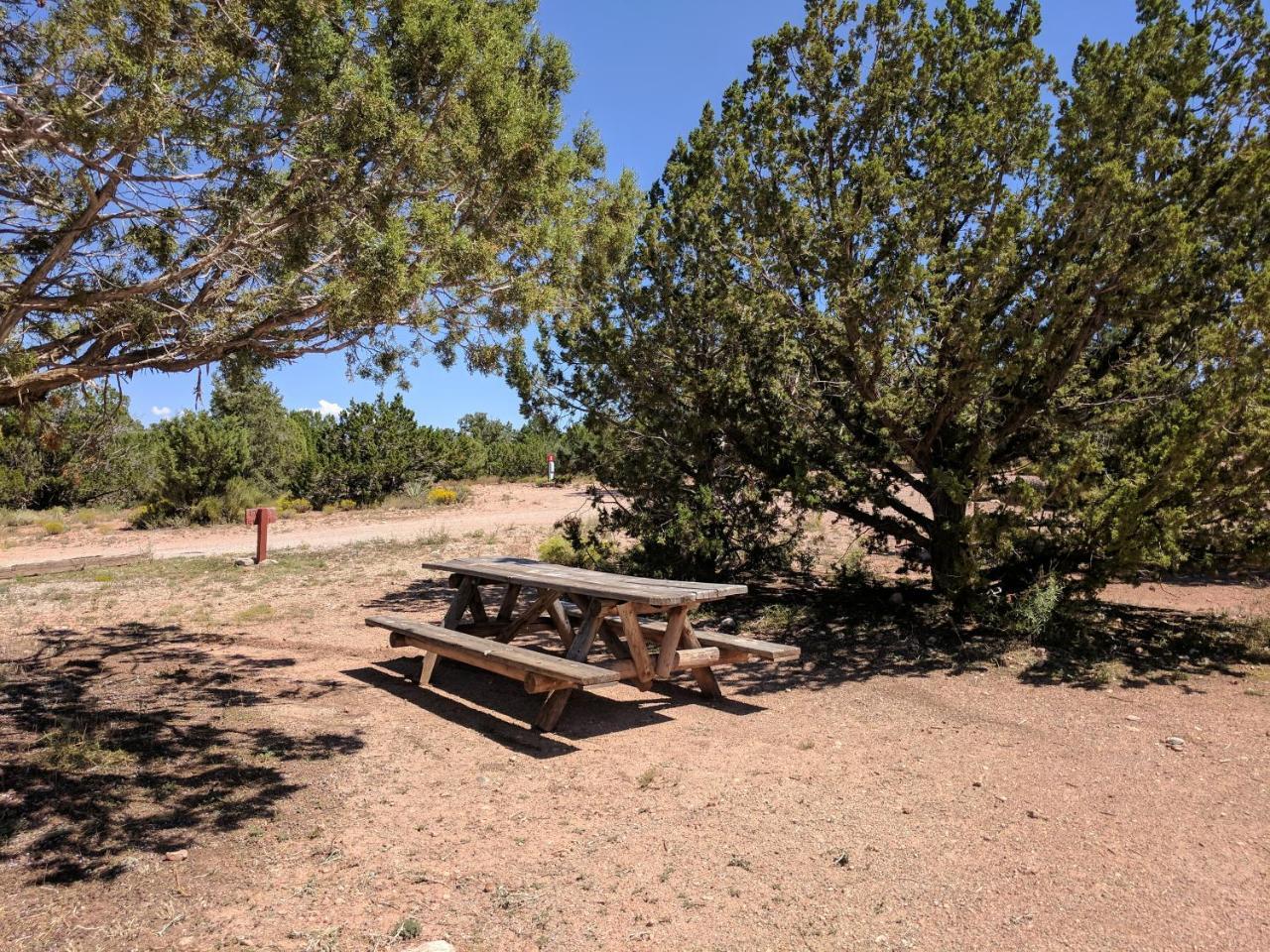 Grand Canyon Caverns Inn Peach Springs Ngoại thất bức ảnh