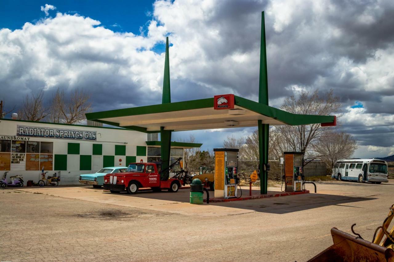 Grand Canyon Caverns Inn Peach Springs Ngoại thất bức ảnh