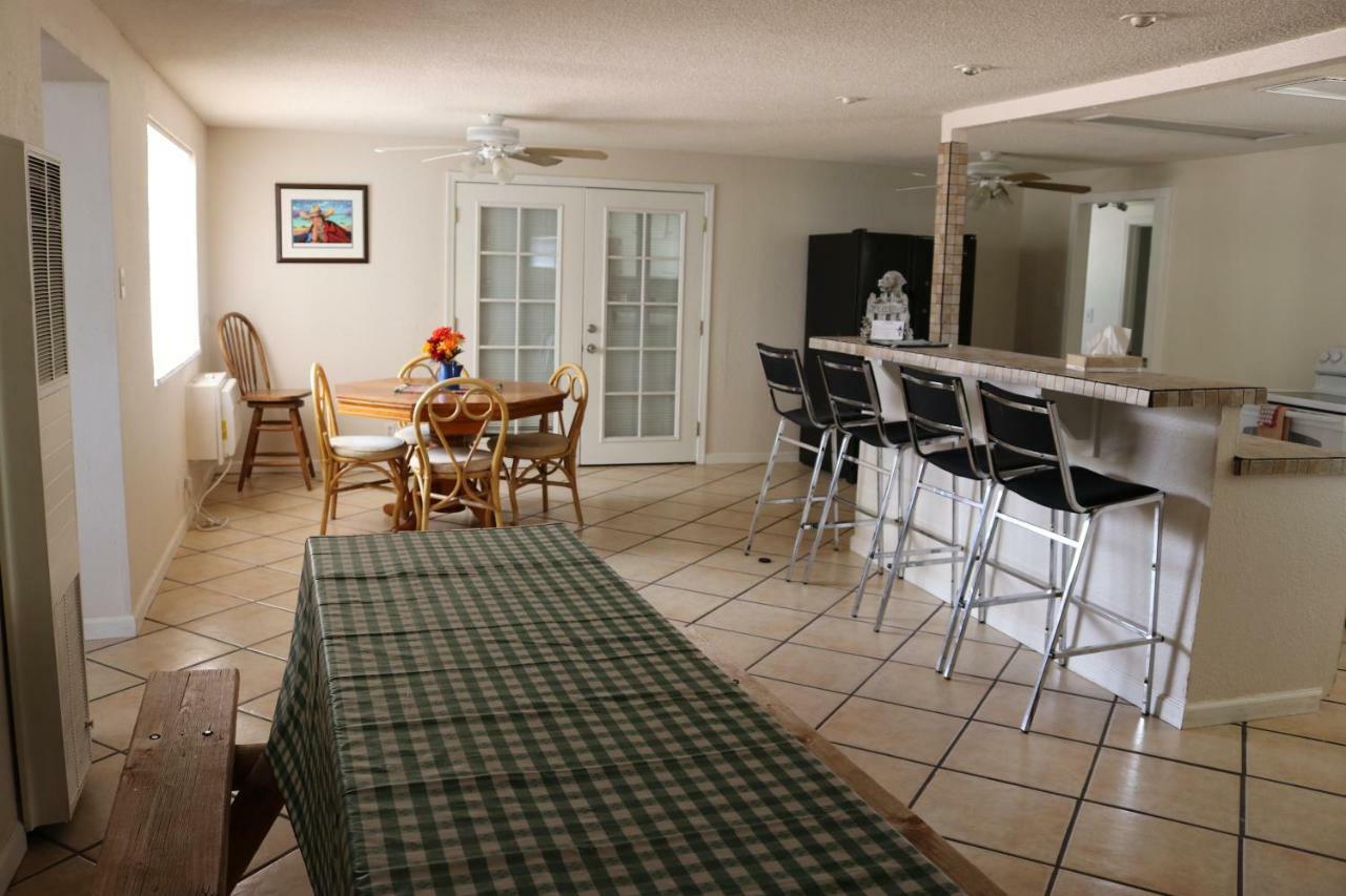 Grand Canyon Caverns Inn Peach Springs Ngoại thất bức ảnh